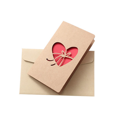 Kártyák Valentin-napra Ajándék Szerelem Szív Képeslapok Esküvői Meghívók Üdvözlőlapok Kraft boríték Évfordulós Gyónási Kellékek