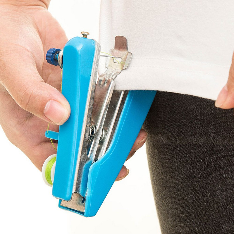 1 db hordozható mini kézi varrógép Egyszerű kezelés varróeszközök Kézi ruházati szövet Kézi kézi kézi szerszám