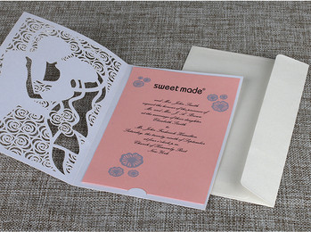 10 τεμ./συσκευασία Γαμπρός νύφης Φιλί με σκαλιστό μοτίβο Προσκλητήριο γάμου 200 gsm Γυαλιστερό χαρτί κοπής με λέιζερ Κάρτα γάμου αρραβώνων