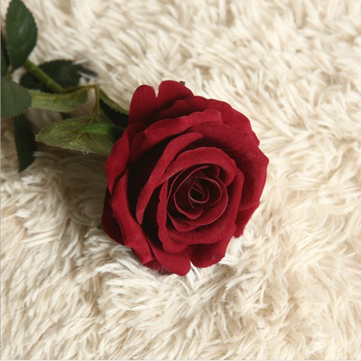 5 buc Buchet de flori artificiale Trandafiri de mătase frumoși Decor de masă de nuntă pentru acasă Aranjați plante false Cadou de Ziua Îndrăgostiților