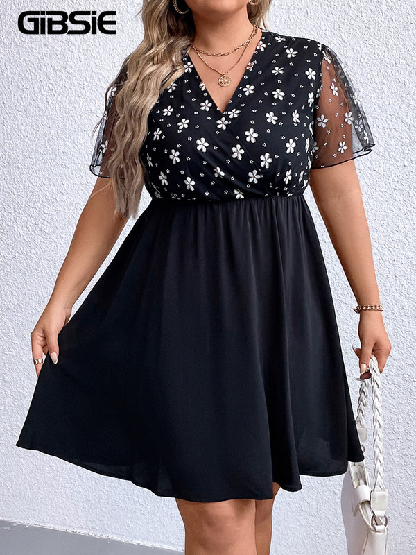 GIBSIE Rochie mini cu mâneci din plasă, cu decolteu în V, cu imprimeu, mărime mare