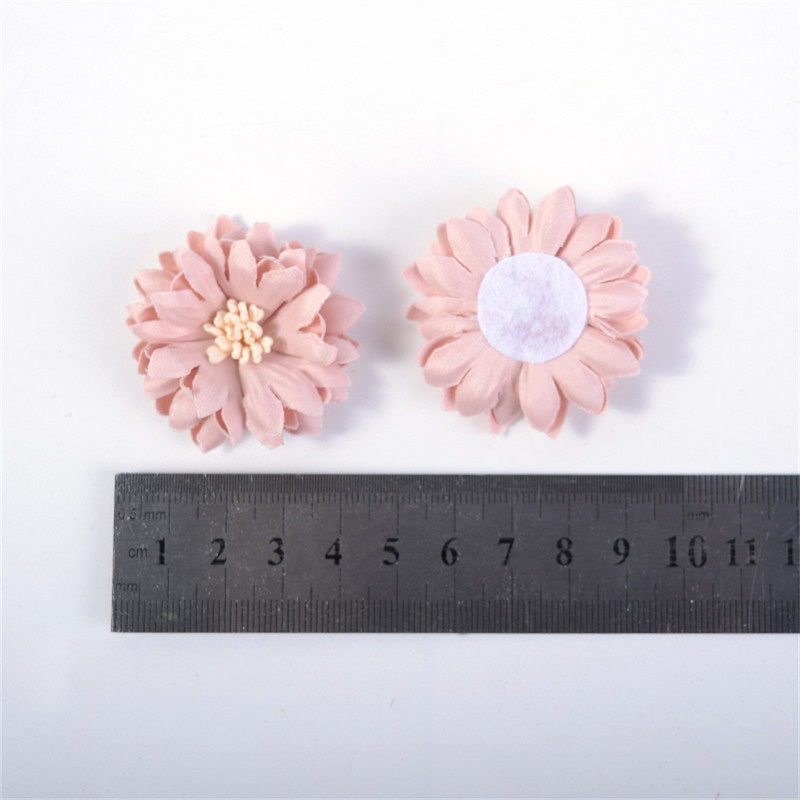 10gab 4cm krizantēmas ziedi galvas mākslīgā zīda zieds mājas kāzu dekorēšanai DIY matadata Korsāžas amatniecības piederumi