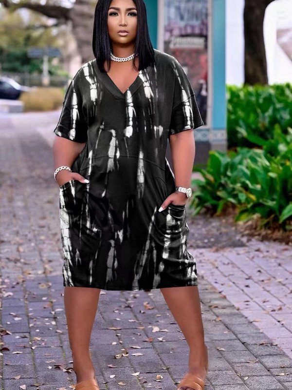 ZJFZML ZZ Nagy méretű női nyakkendőfestékes nyomott pólóruhák Hipster Deep V nyakú rövid ujjú térdig érő ruha oldalzsebekkel