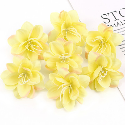 30 db művirág fej selyem liliom virág esküvői otthonra karácsonyi dekoráció barkács koszorú album kellékek