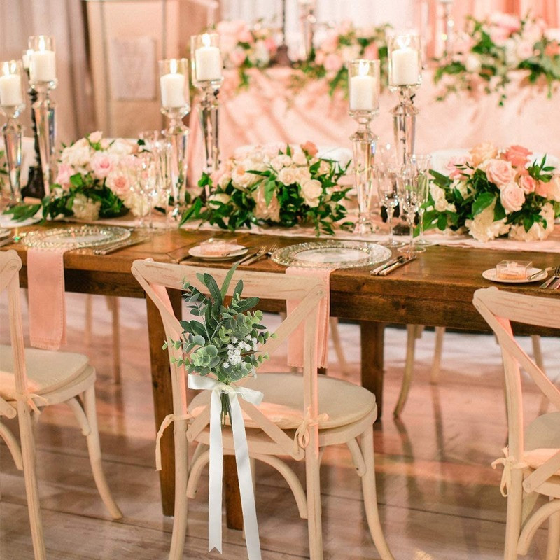 Esküvői folyosó székdíszek templomi pad pad masni a ceremónia partira Fehér baba lehelet eukaliptusz olajbogyó levelek virágok