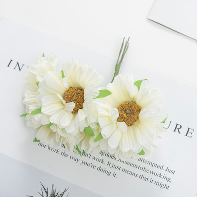 18GB Zīda margrietiņa Gerbera Stamen Jaungada Ziemassvētku dekors mājai Dzīvojamā istaba Kāzu Dāvanu konfekšu kastīte Mākslīgie ziedi