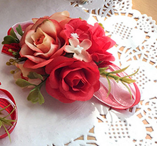 YO CHO Morbidezza Style Wrist Corsage Βραχιόλι Bridesmaid Sisters Hand Flowers Wedding Party Bridal Groom Prom Passionate Rose