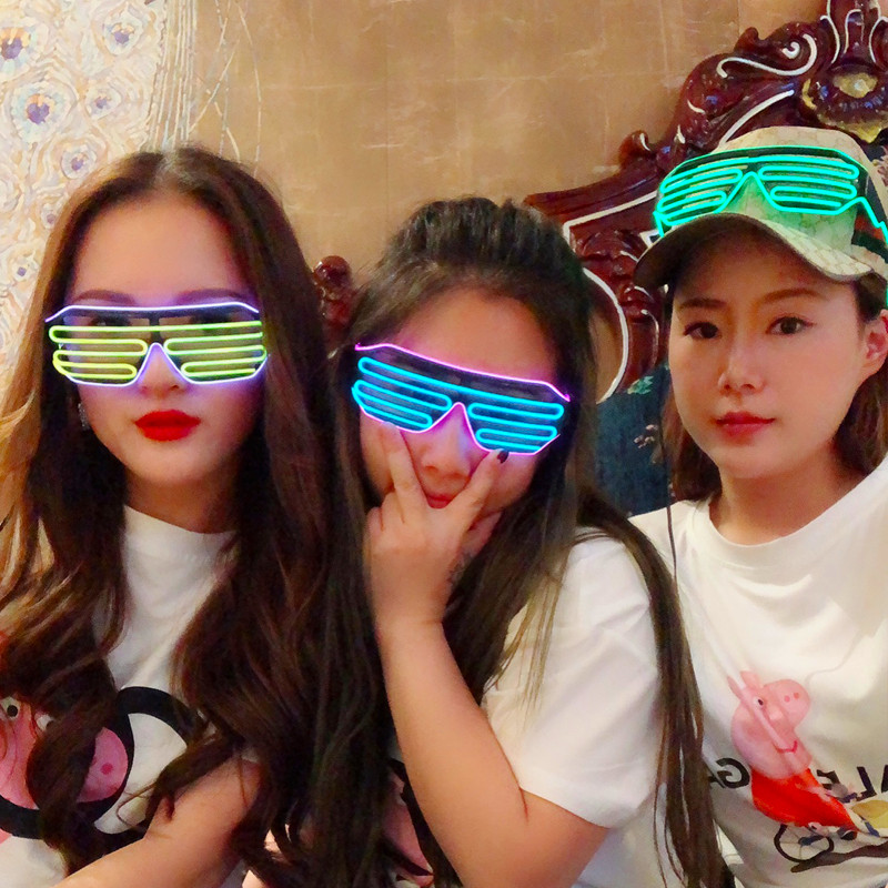 LED világító szemüvegek Halloween izzó neon karácsonyi parti bril villogó fény ragyogó napszemüvegek üvegfesztivál kellékek jelmezek