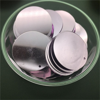 10mm 15mm 20mm 25mm 30mm PVC lapos, kerek laza flitterek Paillettes varrás Esküvői kézműves kiegészítők 1 oldalsó lyukkal