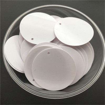 10mm 15mm 20mm 25mm 30mm PVC lapos, kerek laza flitterek Paillettes varrás Esküvői kézműves kiegészítők 1 oldalsó lyukkal