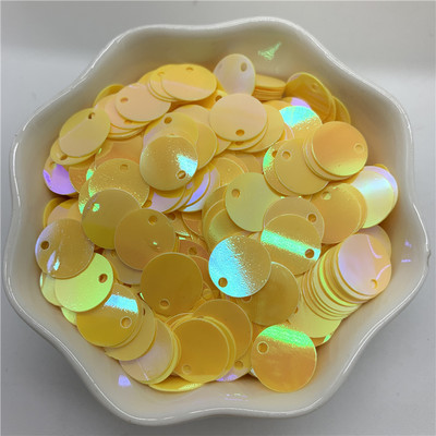 400db 10 mm-es PVC lapos, kerek laza flitterek 1 oldalsó lyukkal Paillette varrás Esküvői kézműves kiegészítők Barkácsolás medál flitter