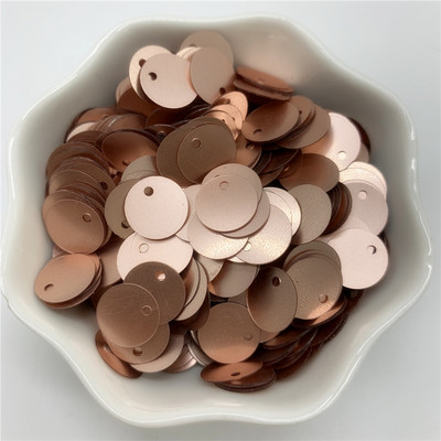 400db 10 mm-es PVC lapos, kerek laza flitterek 1 oldalsó lyukkal Paillette varrás Esküvői kézműves kiegészítők Barkácsolás medál flitter
