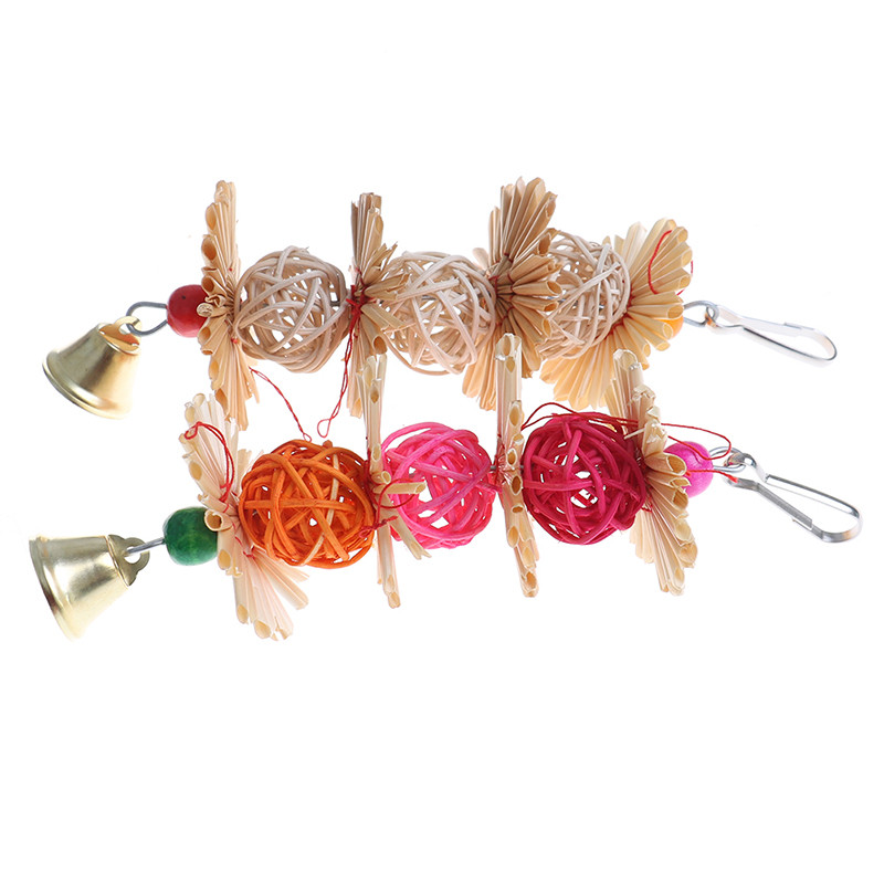 1 gab Krāsaini papagaiļu košļājamās šķipsnas Zobu sakodiens, lodīšu zvans Pievilcīgas putnu papagaiļu rotaļlietas צעצועים Mājdzīvnieku preces