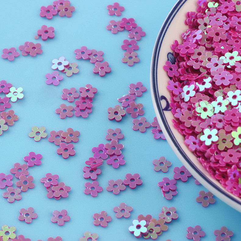 20g/tétel 5mm virág formájú PVC laza flitterek csillámos paletták körömdíszítéshez manikűr varrás esküvői dekoráció konfetti barkácsolás