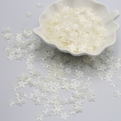 15g/partija Ziedu Seuiqns Matēta Krāsa Piecu Ziedlapu Paillettes 3D PVC Manikīra vizulis amatniecībai Art Naglas Pērlīšu Izšūšana