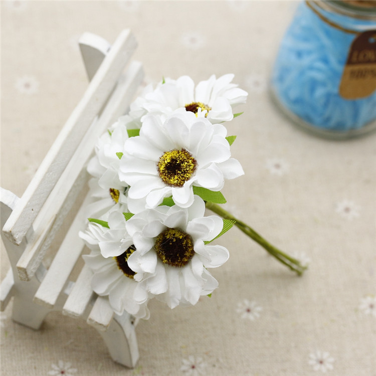 6db/csokor 4cm Selyem Művirágok Napraforgó Művirágok Nyári Strandfotózás Esküvő Kézzel Készített Barkács Otthoni Dekoráció