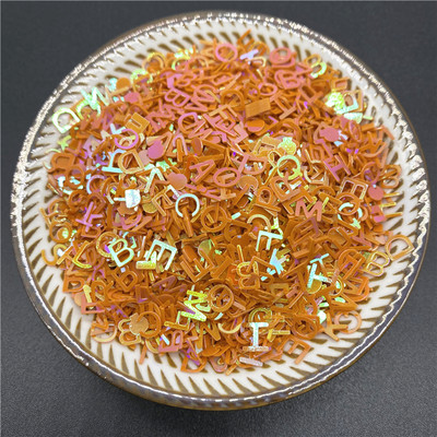 1000db/tétel 6mm-es PVC betű alakú flitterek Paillettes köröm kézműves kiegészítőkhöz barkácsolás medál flitteres körömflitter