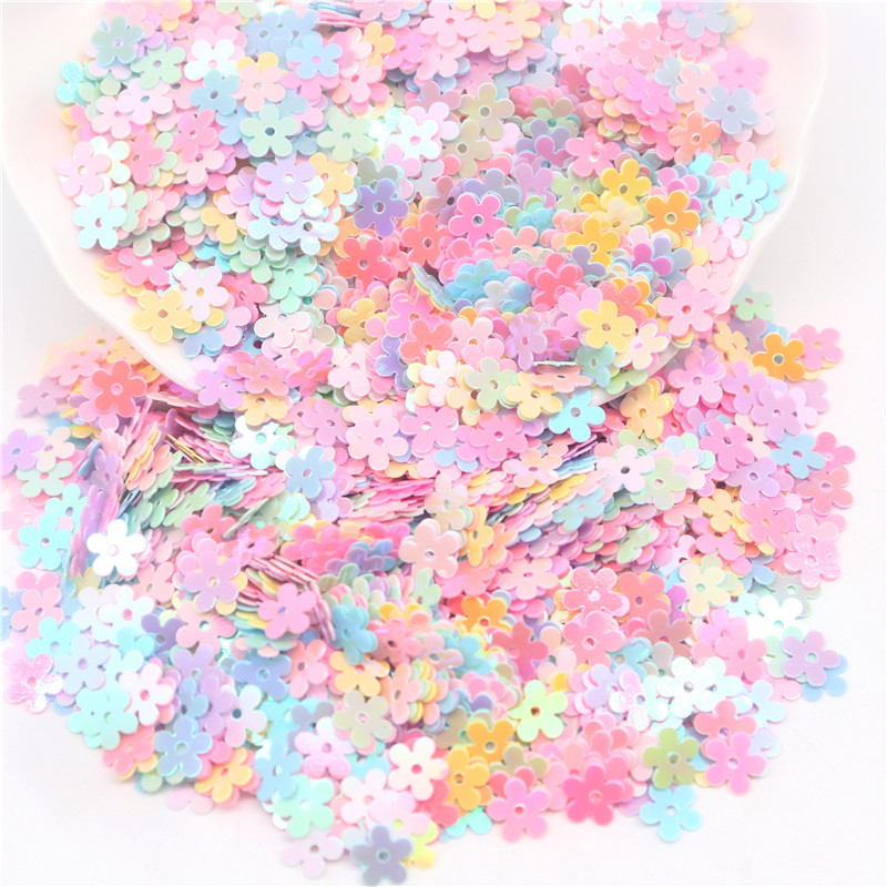 6 mm Plakani plūmju ziedi, sequins, pailletes, šūšana, mirdzoši, vizuļi, šūšanas piederumi.