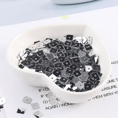 500 db/tétel 7 mm-es, lapos, négyzet alakú flitterek Paillettes varrás Esküvői kézműves PVC lapos laza flitter női ruhákhoz Kiegészítők