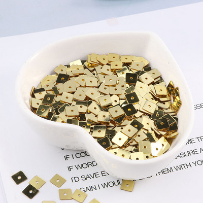 500 db/tétel 7 mm-es, lapos, négyzet alakú flitterek Paillettes varrás Esküvői kézműves PVC lapos laza flitter női ruhákhoz Kiegészítők