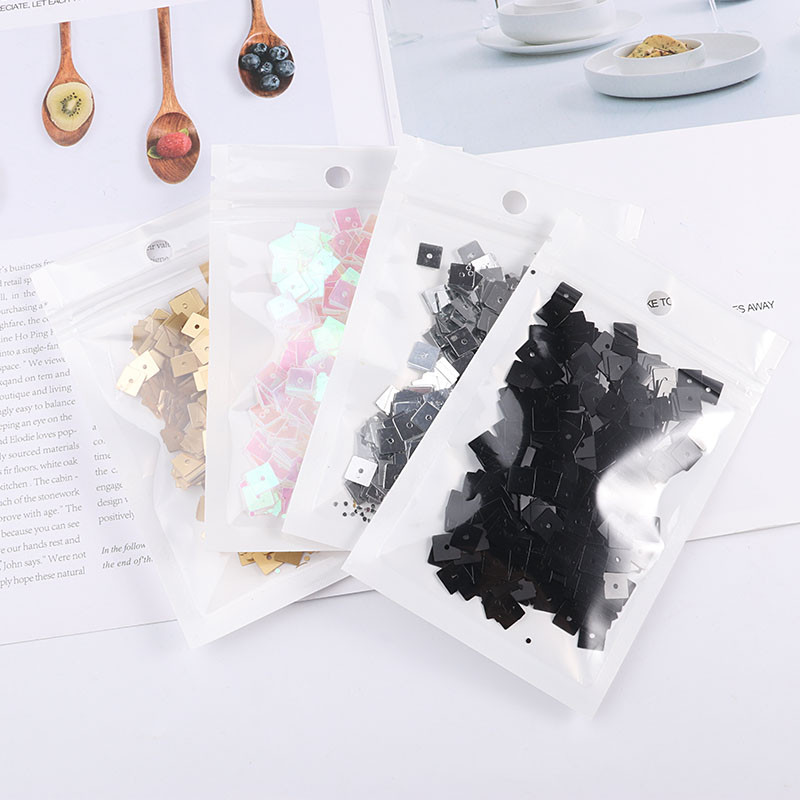 500 db/tétel 7 mm-es, lapos, négyzet alakú flitterek Paillettes varrás Esküvői kézműves PVC lapos laza flitter női ruhákhoz Kiegészítők