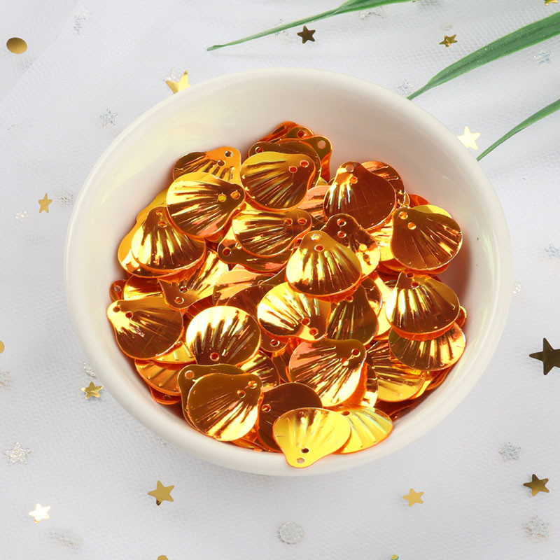 10g/συσκευασία 13mm glitter Shell PVC Loose πούλιες για ράψιμο Διακοσμητικά ευρήματα Wedding Handcraft Γυναικεία ρούχα Αξεσουάρ φορέματος