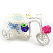 Mini velosipēda ratiņi Iepirkumu grozs Putnu papagaiļu rotaļlieta Mājdzīvnieku Intelligence Augšanas rotangpalmas bumbiņa Balta Maza Bumbiņu Dekorācija Noņemami grozi