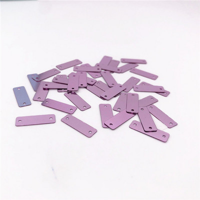 100 gab. 5 * 14 mm matēts taisnstūrveida sloksnes stienis ar 2 caurumiem PET plakanās paletes šūšanas materiāls, kāzu amatniecība, sieviešu apģērba aksesuārs.