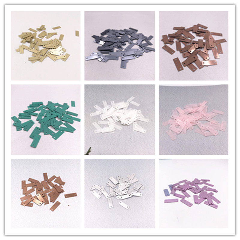 100 gab. 5 * 14 mm matēts taisnstūrveida sloksnes stienis ar 2 caurumiem PET plakanās paletes šūšanas materiāls, kāzu amatniecība, sieviešu apģērba aksesuārs.