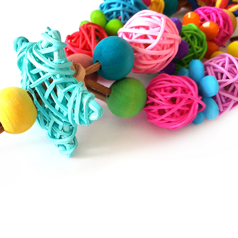 Papūgos kramtomasis žaislas nuo įkandimo natūralaus rotango paukščių žaislai Papūgos paukščių narvelyje Papūgos kabantys kamuoliukai papūgoms