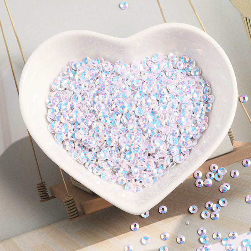 3mm zelta gaiši ieliekti PVC lielapjoma fliteriem apģērba aksesuāri DIY materiāls 10 grami ar aptuveni 3000 gabaliem