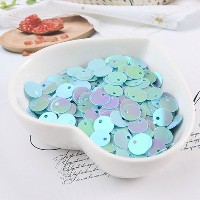 600 gab. 8 mm plakani apaļi fliteri Pailletes šūšana Kāzu amatniecība PVC fliteru konfeti apģērba piederumiem