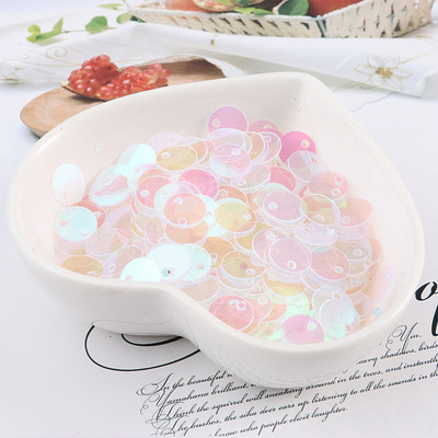 600 gab. 8 mm plakani apaļi fliteri Pailletes šūšana Kāzu amatniecība PVC fliteru konfeti apģērba piederumiem