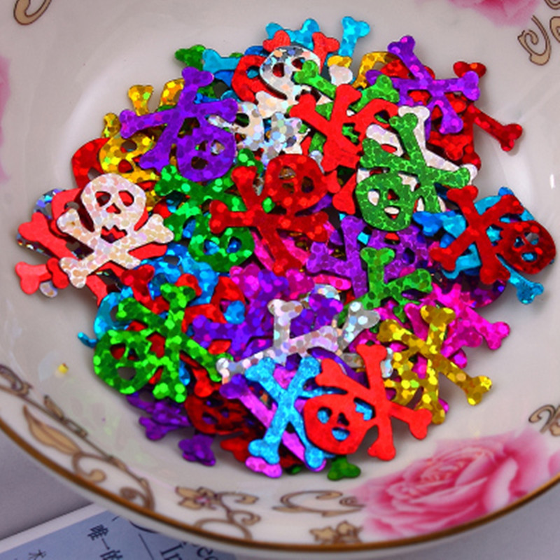 50gab./iepakojumā 18mm galvaskausa vaļīgi fliteri, lāzera jauktas PVC paletes Šūšanas kāzu amatniecība sievietēm, DIY Helovīna Lentejuelas aksesuāri