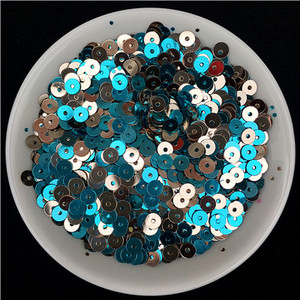 10g (2000gab.) 4 mm centrālais caurums sequins, slaids, plakans, apaļš PVC brīvs fliteris Pailletes DIY šūšana kāzu amatniecība 160 krāsas ir pieejamas