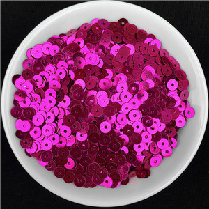 10g (2000gab.) 4 mm centrālais caurums sequins, slaids, plakans, apaļš PVC brīvs fliteris Pailletes DIY šūšana kāzu amatniecība 160 krāsas ir pieejamas