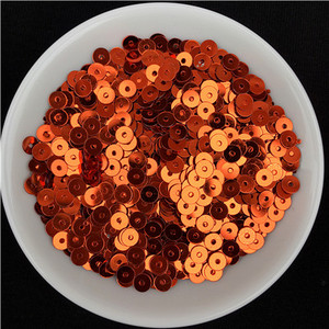 10g (2000gab.) 4 mm centrālais caurums sequins, slaids, plakans, apaļš PVC brīvs fliteris Pailletes DIY šūšana kāzu amatniecība 160 krāsas ir pieejamas