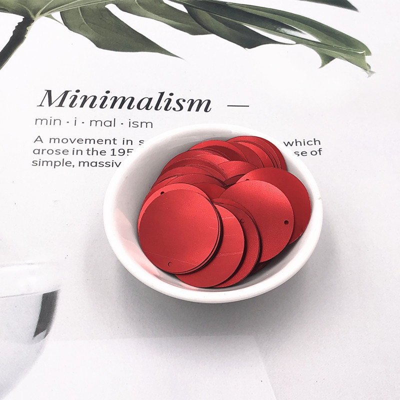 10g/iepakojumā 20mm 25mm 30mm 35mm matēti sequins 1 sānu caurums paletes Šūšanas amatniecība DIY Kāzu apģērba aksesuāri Lentejuelas