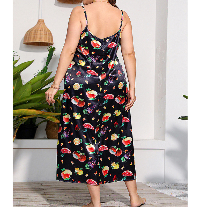 Liela izmēra O veida kakla augļu raksta apdruka bez piedurknēm, melna, daudzpusīga imitācija zīda satīna naktskrekla mājsaimniecības drēbēm slīdoša kleita