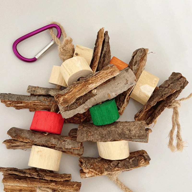 Droša mājdzīvnieku rotaļlieta Koka putnu asaru rotaļlieta pret kodumiem izturīgs statīvs maziem un vidējiem putniem, mazina garlaicību, uzlabo papagaiļu būris