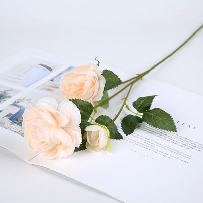 Skaists mākslīgo ziedu pušķis augstas kvalitātes rudens rozes simulācija peonija viltus ziedu mājas kāzu ballītes telpas dekorēšana