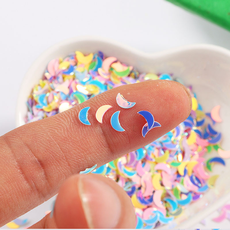 2000gab/partija 2*6mm izliektas mēness vizuļu paletes nagu mākslas manikīram, kāzu dekoru konfeti, slime diy aksesuāri