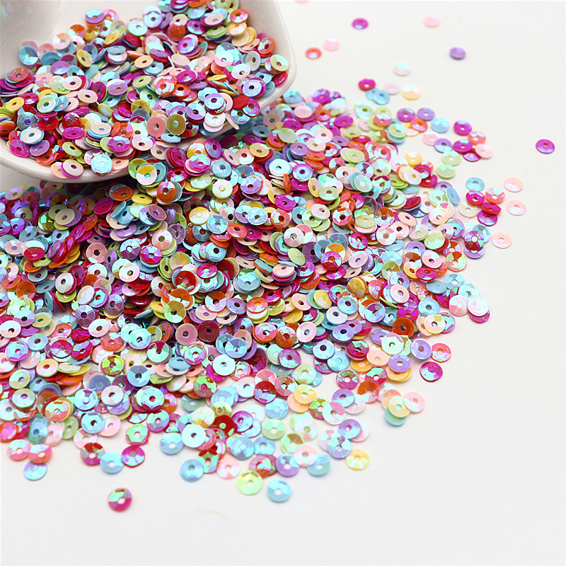 10 g apaļas kausu sequins PVC apaļas, ieliektas krāsas lielapjoma vizuļi 4 mm 5 mm plats, piemērots kāzu amatniecības šūšanai, sieviešu aksesuāri