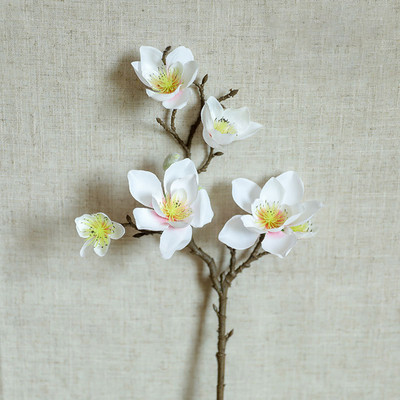 Imitēta zara Magnolijas lateksa mākslīgie ziedi Mājas kāzu dekors Dzīvojamās istabas dekors viltus ziedi Mākslīgie листья розы