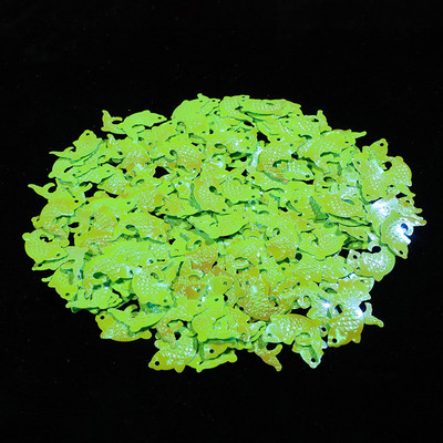 10g 25mm PVC sequin Krāsains Zivs formas Brīvi sequins Amatniecībai Pailletes Soma Apģērbu Šūšanas Piederumi DIY Glitter Confetti