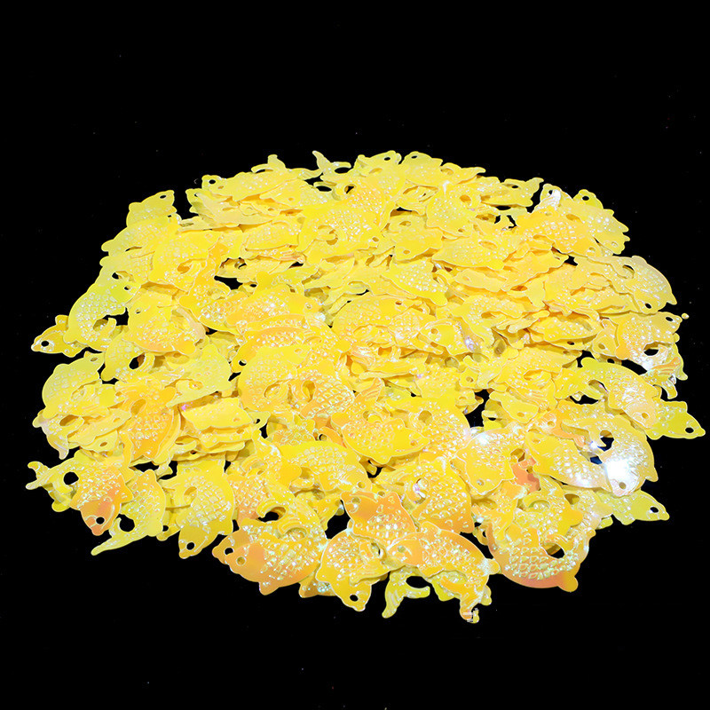 10g 25mm PVC sequin Krāsains Zivs formas Brīvi sequins Amatniecībai Pailletes Soma Apģērbu Šūšanas Piederumi DIY Glitter Confetti