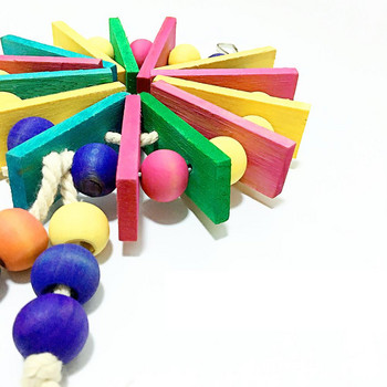 ΝΕΑ Παιχνίδια κρεμαστού κλουβιού Ξύλινα παπαγαλάκια πουλιών με γάντζο Πολύχρωμα μπλοκ από φυσικό ξύλο Μασώμενο παιχνίδι Διακόσμηση κλουβιού πουλιών