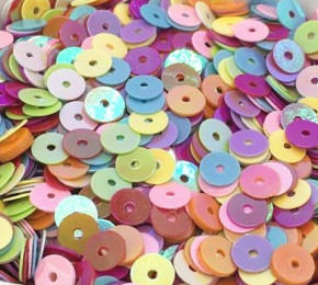 Litrid 3mm 4mm 5mm 6mm lamedad ümmargused PVC lahtised litrid Pailletid DIY õmblusmaterjal Rõivaste tarvikud konfettide meisterdamiseks 20g