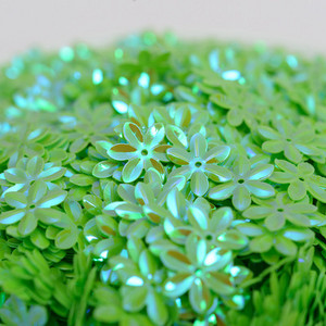 10/40g 15mm plakana zieda forma PVC vaļīgi vizuļi mirdzoši paletes nagu mākslas manikīram/šūšanai/kāzu dekorēšanai konfeti