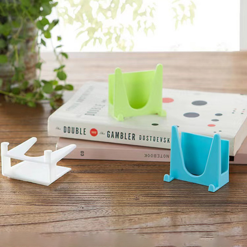 Pannipoti kaane riiul Seinale paigaldatav rippuv hoidik Pliit poti kaane raam Poti kaanehoidja Köögi korraldaja Plastikust köögihoidik